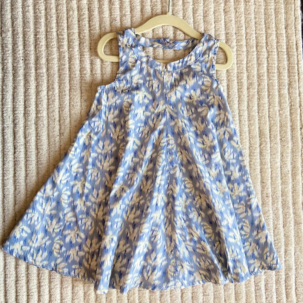 Old Navy girls swing dress with dipped back, Size 4T, EUC